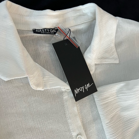 Nastygal white  long sleeve button down tie front crop top - Picture 8 of 8